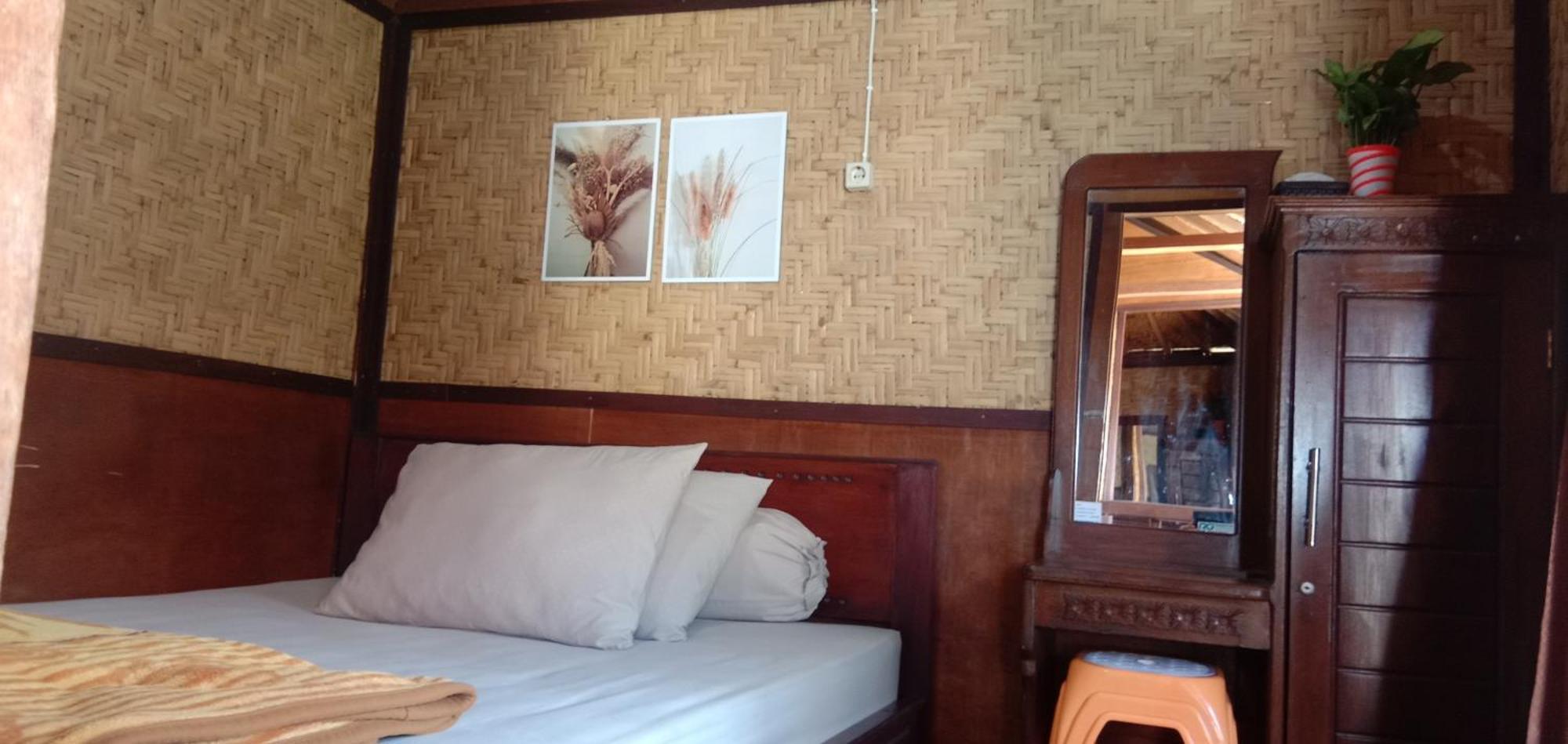 Radiya Guesthouse ซัมบาลัง ลาวัง ภายนอก รูปภาพ