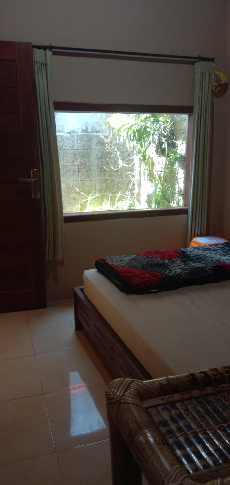 Radiya Guesthouse ซัมบาลัง ลาวัง ห้อง รูปภาพ