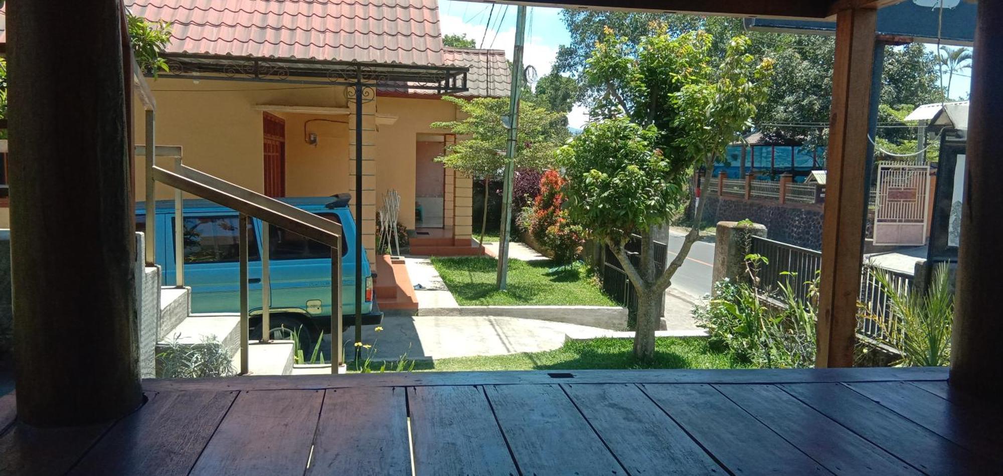 Radiya Guesthouse ซัมบาลัง ลาวัง ภายนอก รูปภาพ