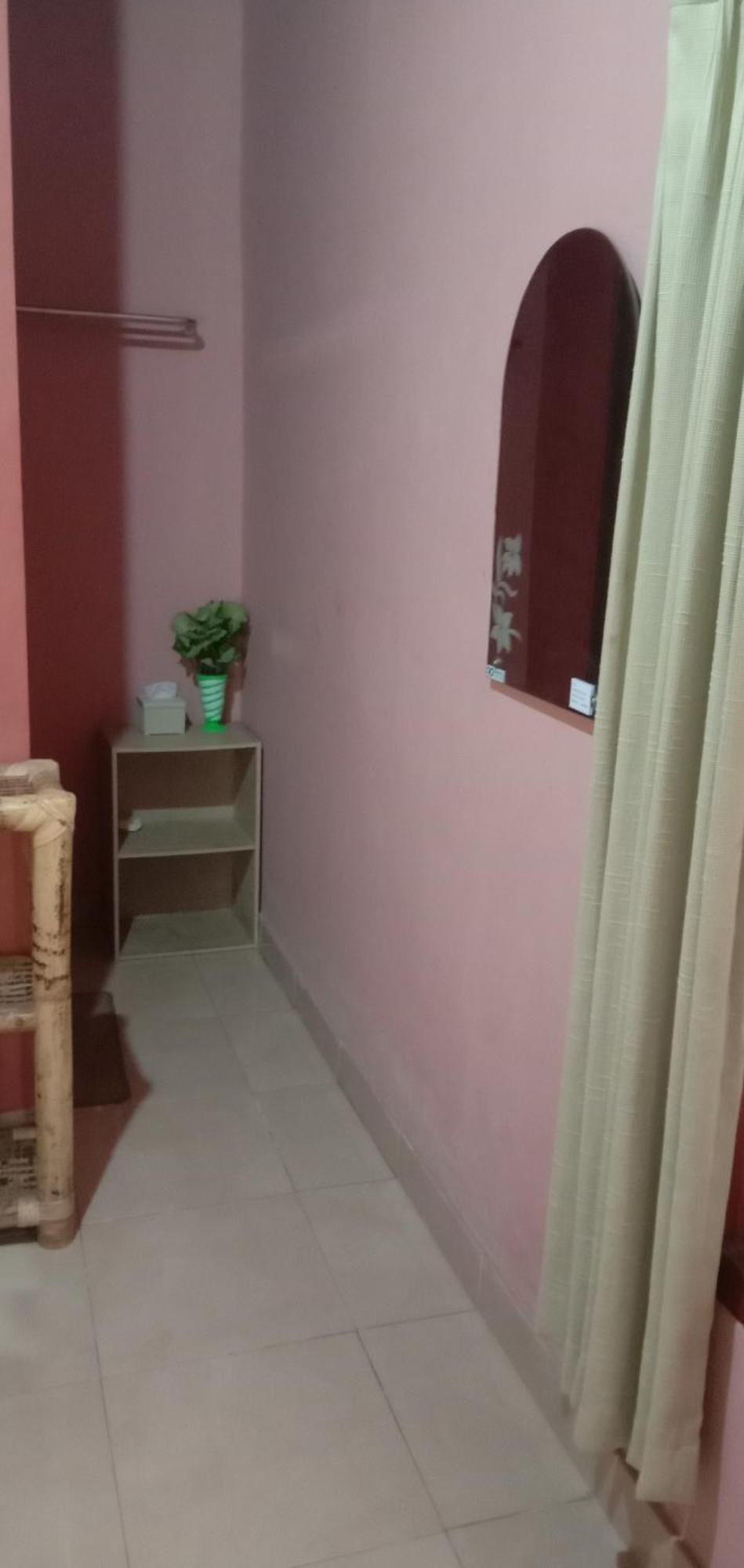Radiya Guesthouse ซัมบาลัง ลาวัง ห้อง รูปภาพ
