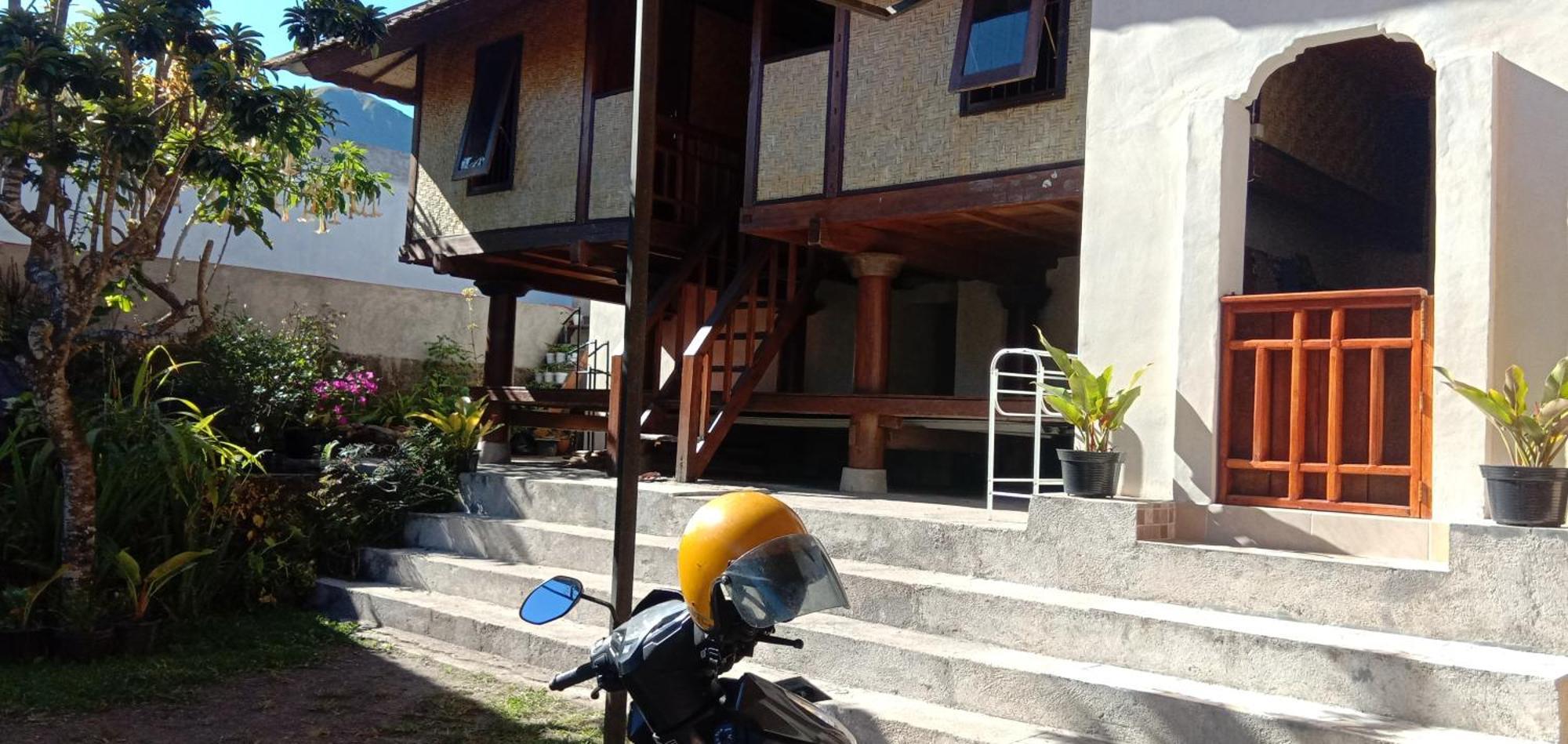 Radiya Guesthouse ซัมบาลัง ลาวัง ห้อง รูปภาพ