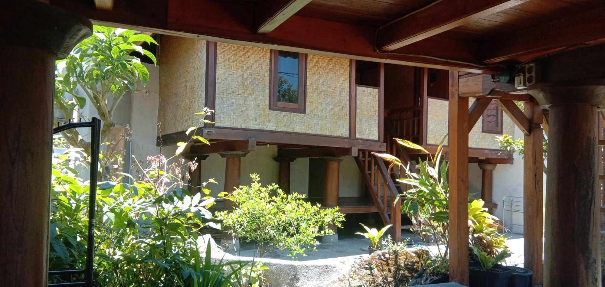 Radiya Guesthouse ซัมบาลัง ลาวัง ห้อง รูปภาพ