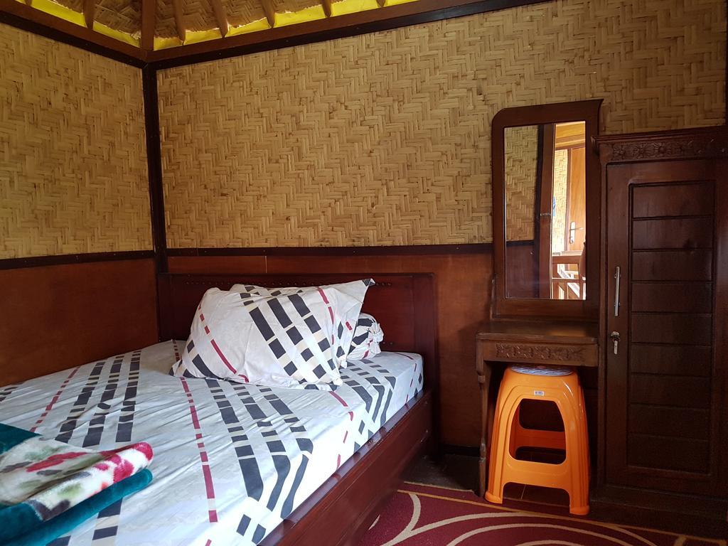 Radiya Guesthouse ซัมบาลัง ลาวัง ห้อง รูปภาพ