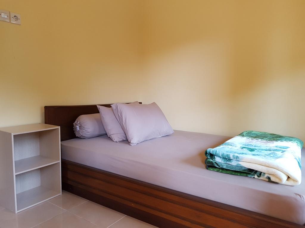 Radiya Guesthouse ซัมบาลัง ลาวัง ห้อง รูปภาพ